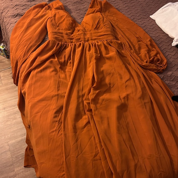 Burnt Orange Long Sleeve V Neck Formal Dress with Leg Slit - Picture 5 of 10